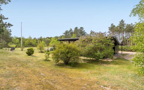 Keyla - 50M from the Sea: Tag, Hus, Hjem, Sommerhus, Sidespor, Estate, Indkørsel, Garden Bygninger, Gård, Skur