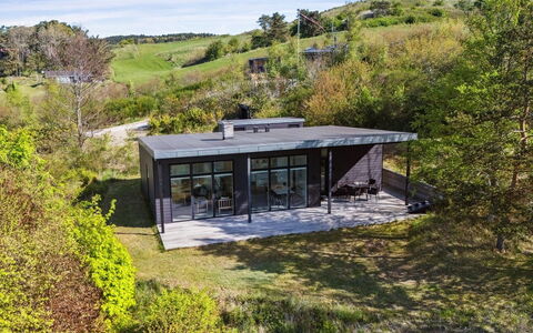 Irek - 500M from the Sea: Sommerhus, Hjem, Hus, Tag, Veranda, Estate, Sidespor, Garden Bygninger, Stuehus, Gård