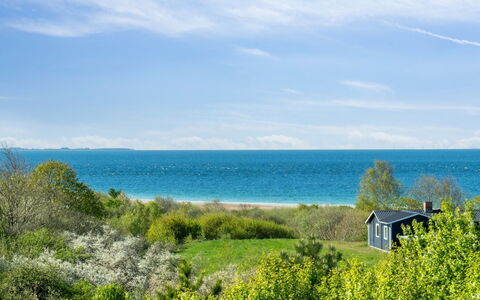Irek - 500M from the Sea: Sommerhus, Hjem, Hus, Tag, Veranda, Estate, Sidespor, Garden Bygninger, Stuehus, Gård