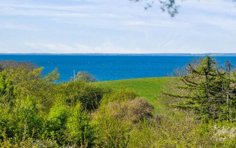 Irek - 500M from the Sea: Sommerhus, Hjem, Hus, Tag, Veranda, Estate, Sidespor, Garden Bygninger, Stuehus, Gård