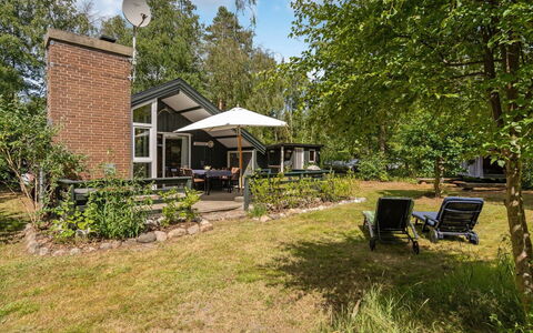 Herlek - 200M from the Sea: Tag, Hus, Hjem, Sommerhus, Sidespor, Estate, Indkørsel, Garden Bygninger, Gård, Skur