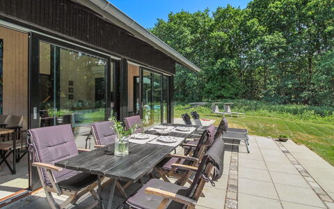 Rufina - 850M from the Sea: Hjem, Land Lot, Sommerhus, Tag, Have, Estate, Skygge, Garden Bygninger, Gård, Landscaping