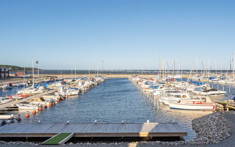 Line - 10M from the Sea: Hus, Tag, Hjem, Sommerhus, Skur, Garden Bygninger, Sidespor, Gård, Bjælkehytte, Hytte