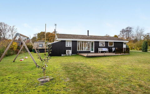 Joon - 300M from the Sea: Tag, Hus, Hjem, Sommerhus, Sidespor, Estate, Indkørsel, Garden Bygninger, Gård, Skur