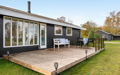 Joon - 300M from the Sea: Tag, Hus, Hjem, Sommerhus, Sidespor, Estate, Indkørsel, Garden Bygninger, Gård, Skur