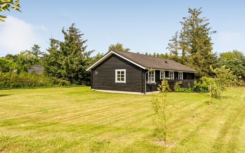 Christina - 300M to the Fjord: Hus, Tag, Hjem, Sommerhus, Skur, Garden Bygninger, Sidespor, Gård, Bjælkehytte, Hytte
