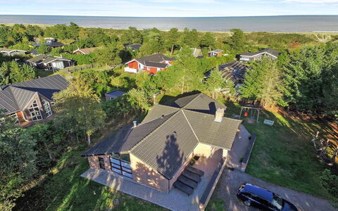 Ehlin - 150M from the Sea: Daytime, Bygning, Byområde, Hovedstadsområde, City, Lejlighed, Kvarter, Metropolis, Skyscraper