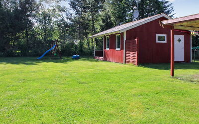 Aneline - 700M from the Sea