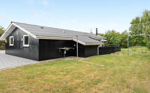 Frudde - 400M from the Sea: Tag, Hus, Hjem, Sommerhus, Sidespor, Estate, Indkørsel, Garden Bygninger, Gård, Skur