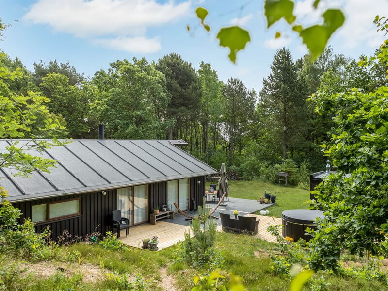 Thorine - 750M from the Sea