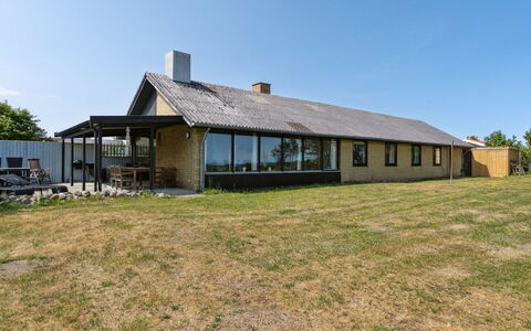 Kalist - 50M from the Sea: Tag, Hus, Hjem, Sommerhus, Sidespor, Estate, Indkørsel, Garden Bygninger, Gård, Skur