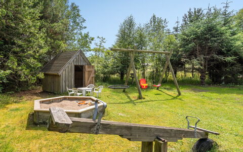 Zenitha - 300M from the Sea: Tag, Hus, Hjem, Sommerhus, Dør, Sidespor, Dæk, Veranda, Planke, Hårdttræ