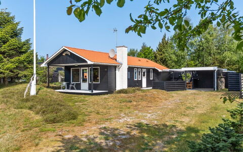 Andria - 300M from the Sea: Træ, Hjem, Veranda, Dæk, Hårdttræ, Tag, Bejdse, Trægulve, Eco Hotel