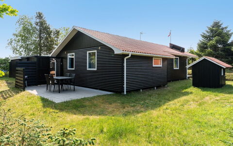 Andria - 300M from the Sea: Træ, Hjem, Veranda, Dæk, Hårdttræ, Tag, Bejdse, Trægulve, Eco Hotel
