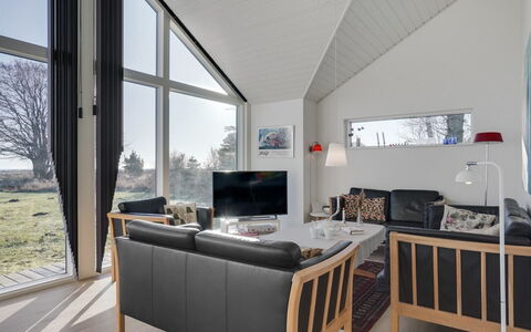 Timmi - 100M from the Sea: Tækning, Sommerhus, Hus, Tag, Hjem, Stuehus, Hytte, Estate, Landsby