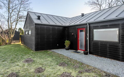Timmi - 100M from the Sea: Tækning, Sommerhus, Hus, Tag, Hjem, Stuehus, Hytte, Estate, Landsby