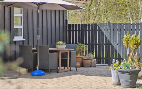 Alla - 500M from the Sea: Plantesamfund, Sollys, Urteagtig Plante, Have, Plantation, Landbrug, Farm
