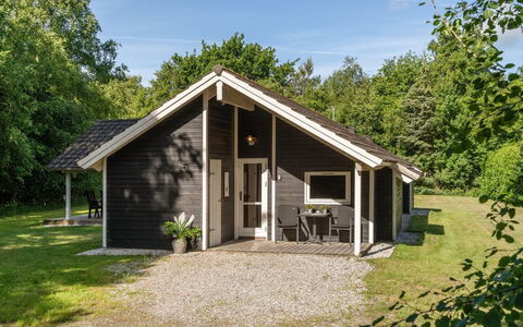 Elita - 1.7Km from the Sea: Tækning, Sommerhus, Hus, Tag, Hjem, Stuehus, Hytte, Estate, Landsby