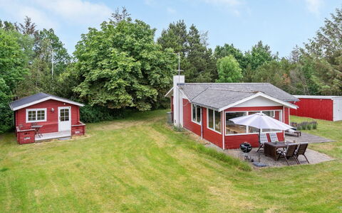 Anevay - 300M from the Sea: Tag, Hus, Hjem, Sommerhus, Sidespor, Estate, Indkørsel, Garden Bygninger, Gård, Skur
