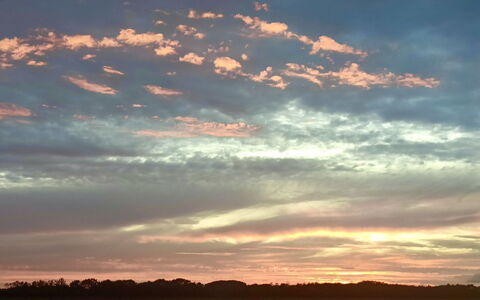 Lenard - 400M from the Sea: Sky, Himmel, Afterglow, Daytime, Natur, Horisont, Orange, Solnedgang, Skumring, Atmosfaeretryk Fænomen
