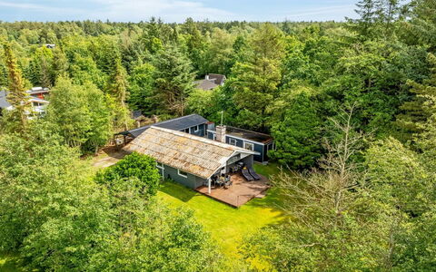 Zölestine - 1Km from the Sea: Landskab, Tag, Land Lot, Hjem, Landdistrikt, Estate, Have, Sommerhus, Landscaping, Plantation