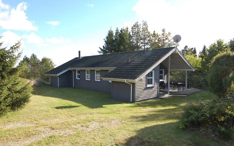 Jaakob - 4Km from the Sea: Tag, Hus, Sommerhus, Hjem, Estate, Stuehus, Sidespor, Veranda, Garden Bygninger