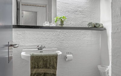 Edisa - 50M from the Sea