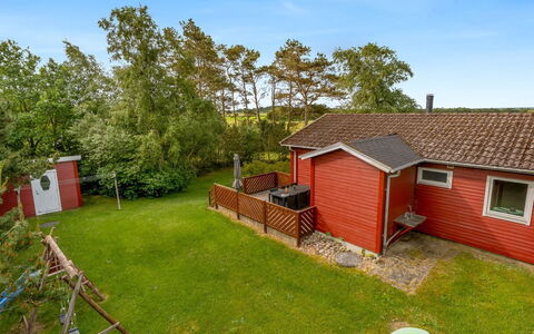 Yanne - 400M from the Sea: Tag, Hus, Hjem, Sommerhus, Dør, Sidespor, Dæk, Veranda, Planke, Hårdttræ