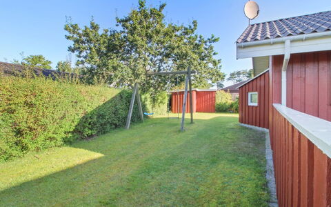 Simjanka - 600M from the Sea: Tag, Hus, Hjem, Sommerhus, Sidespor, Estate, Indkørsel, Garden Bygninger, Gård, Skur