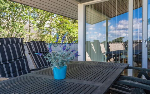 Anselma - 800M to the Fjord: Blå, Busk, Sommerhus, Bunddække, Have, Estate, Skygge, Landscaping, Stuehus, Eco Hotel