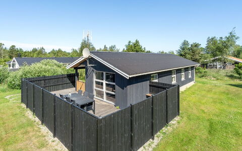 Ordan - 800M from the Sea: Tag, Hus, Land Lot, Hjem, Sommerhus, Estate, Garden Bygninger, Skygge, Bjælkehytte, Landscaping