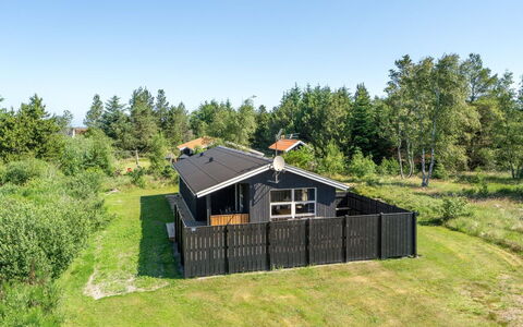 Ordan - 800M from the Sea: Tag, Hus, Land Lot, Hjem, Sommerhus, Estate, Garden Bygninger, Skygge, Bjælkehytte, Landscaping