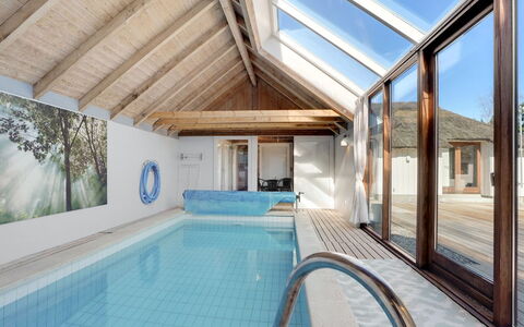 Waldar - 900M from the Sea: Blå, Busk, Sommerhus, Bunddække, Have, Estate, Skygge, Landscaping, Stuehus, Eco Hotel