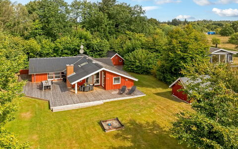 Thurir - 4Km from the Sea: Bjergrige Landskabsformer, Bjerg, Bakke, Bjergkæde, Hill Station, Menneskelig Bosættelse, Urban Design, Alps, Dal, Topmøde