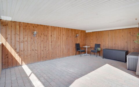 Bitta - 500M from the Sea: Møbel, Indretning, Stol, Gulvbelægning, Bord, Udvej, Etage, Loft, Værelse, Eco Hotel