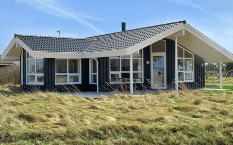 Alana - 346M from the Sea: Tag, Hus, Hjem, Sommerhus, Sidespor, Estate, Indkørsel, Garden Bygninger, Gård, Skur