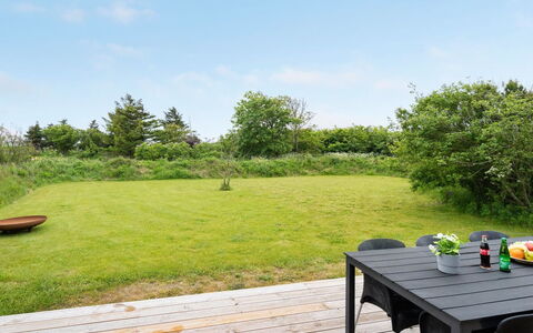 Odinkar - 1Km from the Sea: Plantesamfund, Sollys, Urteagtig Plante, Have, Plantation, Landbrug, Farm