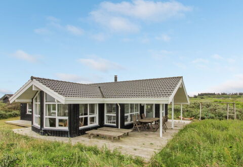 Fanija - 200M from the Sea: 