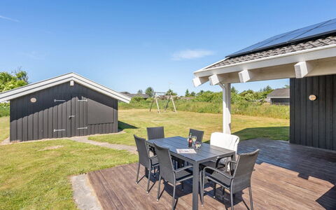 Serine - 800M from the Sea: Træ, Sommerhus, Hårdttræ, Planke, Bejdse, Garden Bygninger, Design, Gård, Bjælkehytte, Backyard