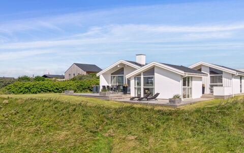 Ohto - 281M from the Sea: Træ, Bejdse, Planke, Hårdttræ, Sommerhus, Dæk, Sidespor, Skygge, Trægulve, Garden Bygninger