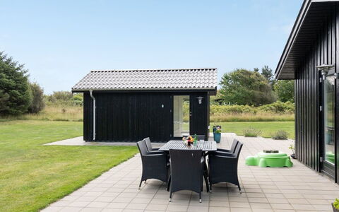Thilde - 800M from the Sea: Plantesamfund, Sollys, Urteagtig Plante, Have, Plantation, Landbrug, Farm