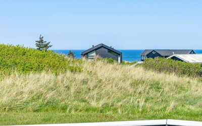 Venja - 200M from the Sea