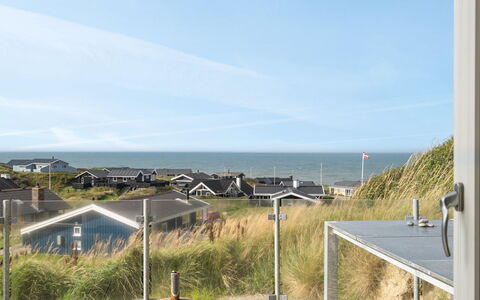 Hermande - 203M from the Sea: Træ, Sommerhus, Hårdttræ, Planke, Bejdse, Garden Bygninger, Design, Gård, Bjælkehytte, Backyard