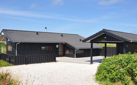 Sigvalda - 250M from the Sea: Tag, Hus, Hjem, Arkitektur, Sommerhus, Boligområde, Dør, Land Lot, Sidespor, Skygge