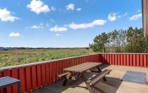 Skrallan - 400M from the Sea: Hus, Hjem, Boligområde, Tag, Sommerhus, Land Lot, Estate, Gård, Have, Sidespor