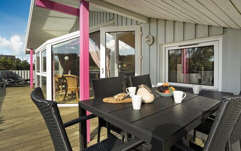 Hava - 450M from the Sea: Hjem, Dør, Dæk, Altan, Veranda, Hårdttræ, Bejdse, Trægulve, Skygge, Stol