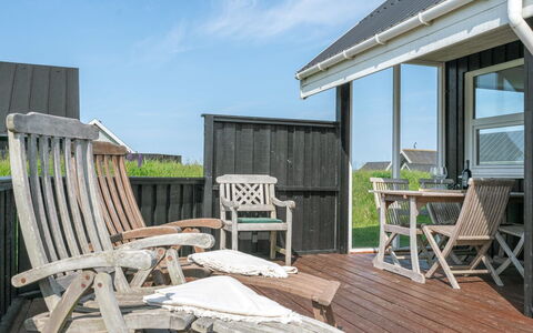 Ananda - 245M from the Sea: Plantesamfund, Sollys, Urteagtig Plante, Have, Plantation, Landbrug, Farm