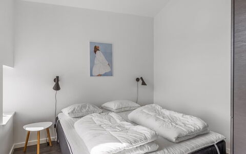 Vilda - 416M from the Sea: Seng, Soveværelse, Væg, Indretning, Sengetøj, Sengetøj, Etage, Loft, Møbel, Gulvbelægning