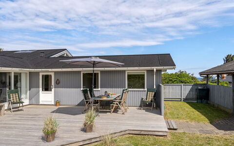 Wolfger - 350M from the Sea: Græs, Græs-, Land Lot, Sommerhus, Landdistrikt, Eng, Garden Bygninger, Have, Skur