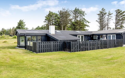 Albert - 340M from the Sea: Tag, Hjem, Hus, Land Lot, Sommerhus, Estate, Skygge, Landscaping, Gård, Have